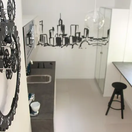 Station Appartement Warschau